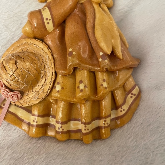 Vintage handmade girl in ruffle dress 👗 holding a straw hat - Picture 4 of 9